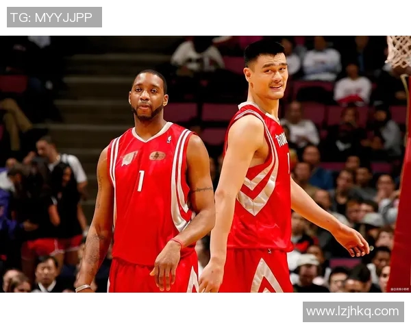 刻苦训练姚明的奋斗历程与篮球梦想的追逐之路 刻苦训练姚明的奋斗历程与篮球梦想的追逐之路