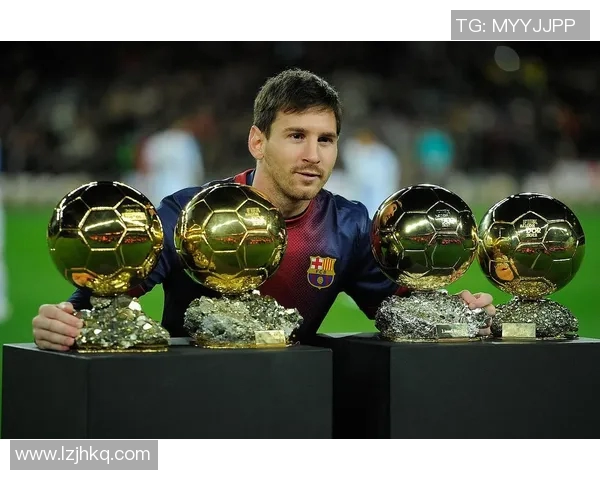 梅西与足球明星的相似之处探讨及其在球场上的独特魅力分析